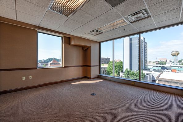 607 Market St, Knoxville, TN 37902